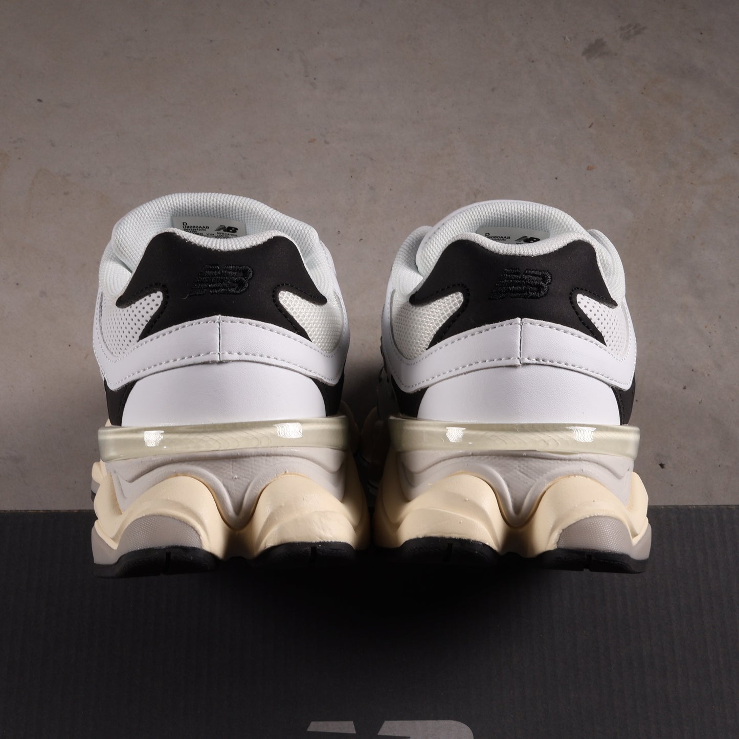 New Balance 9060 White Black