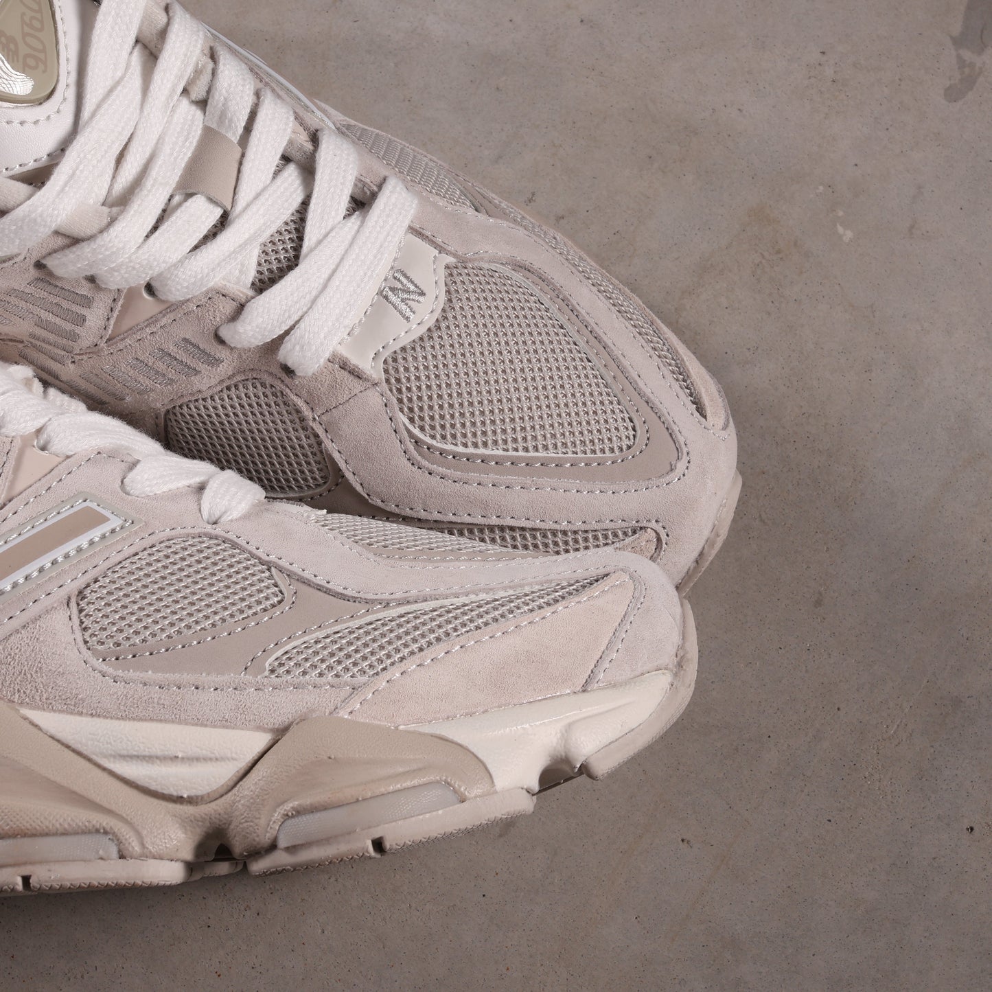 New Balance 9060 Grey Moonbeam