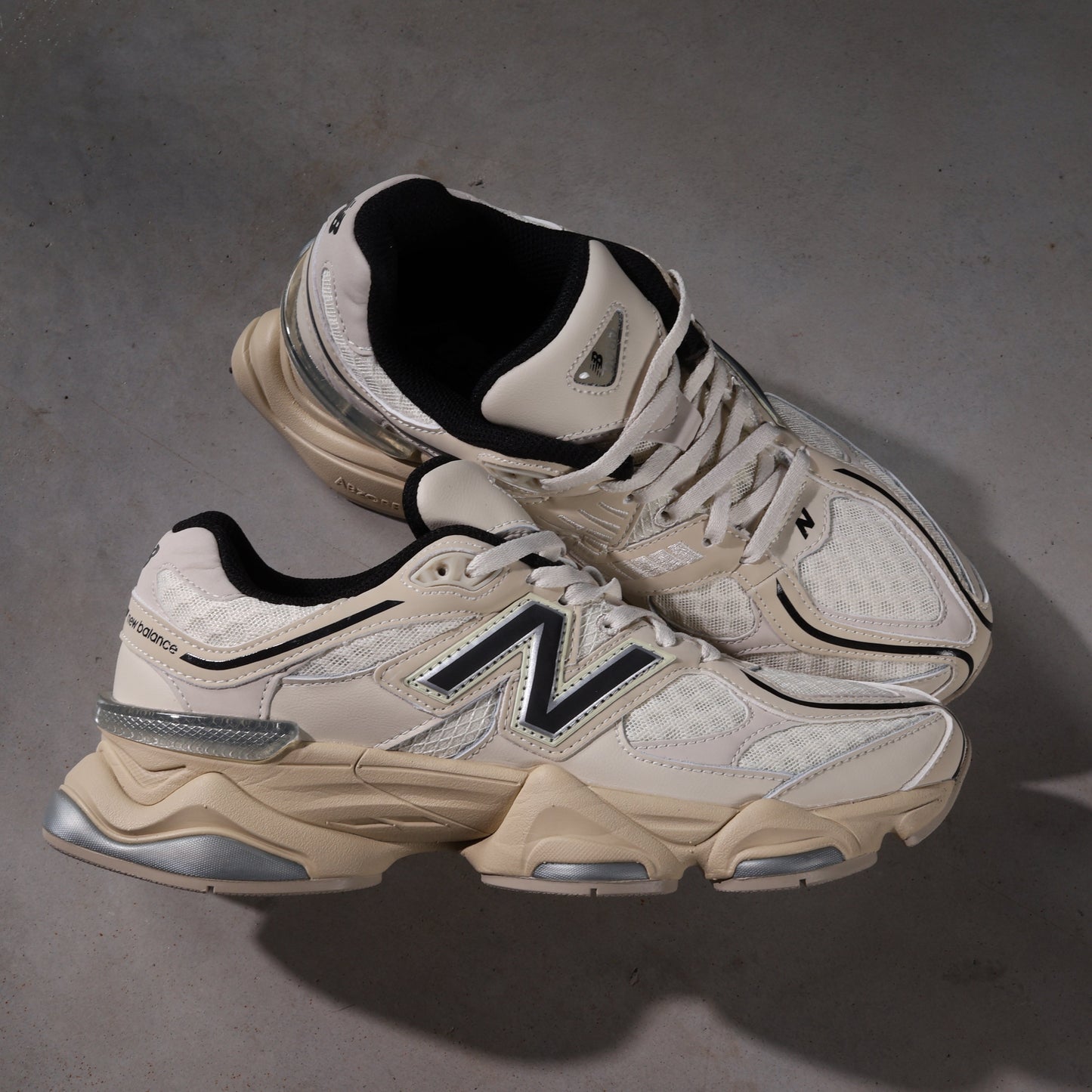 New Balance 9060 Turtledove Black Silver Metallic