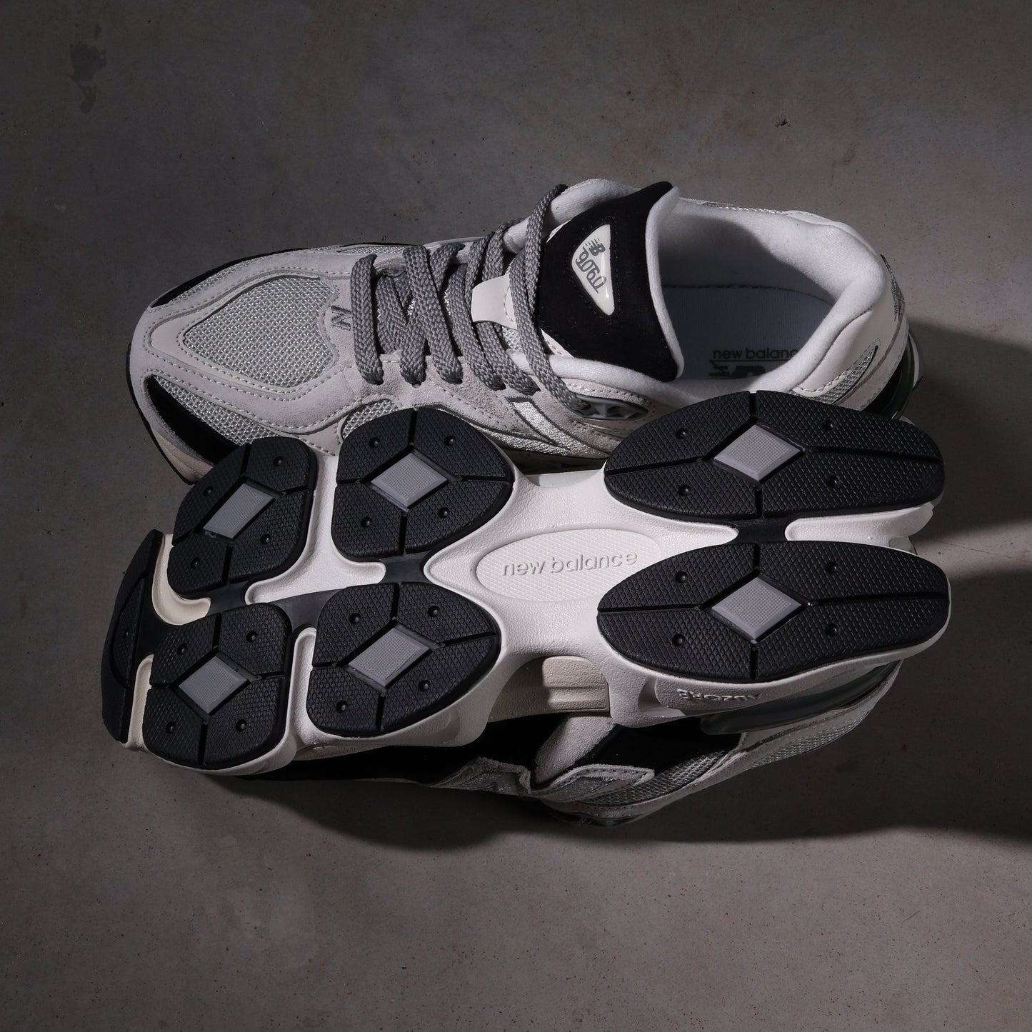 New Balance 9060 Grey Jet Black