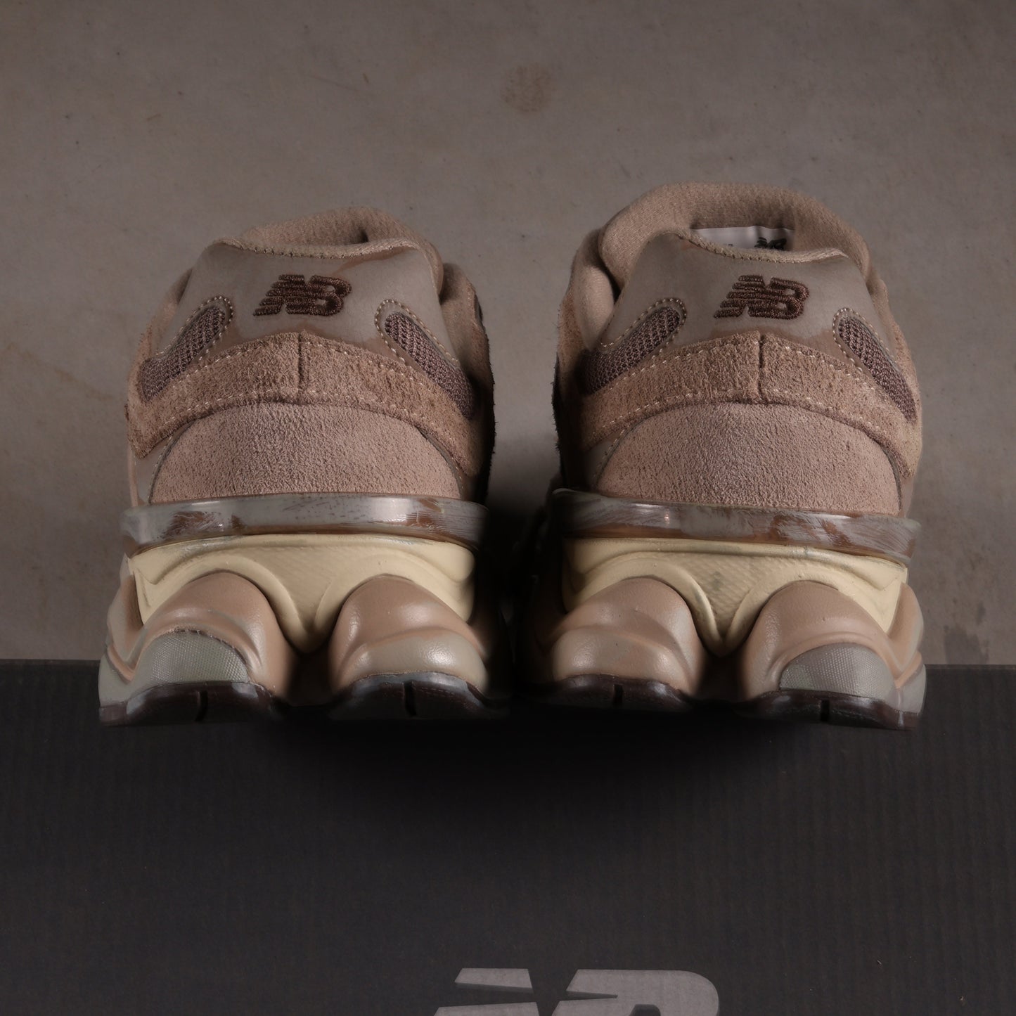 New Balance 9060 Mushroom Timberwolf