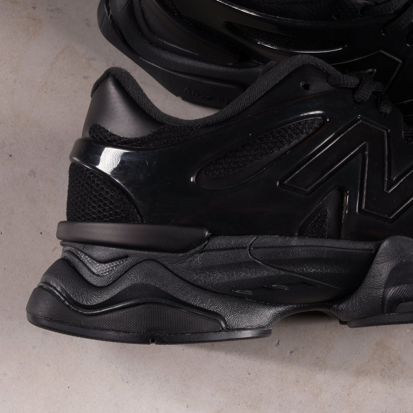 New Balance 9060 Sea Stone Black
