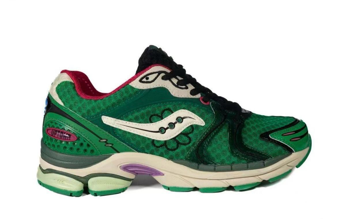 Saucony ProGrid Triumph 4 Vert Jungle - Sneakers rétro running tropical - nbaddict.fr
